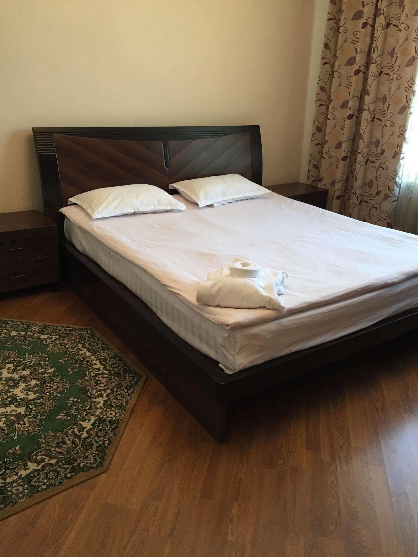 Rise Hotel Алматы Экстерьер фото