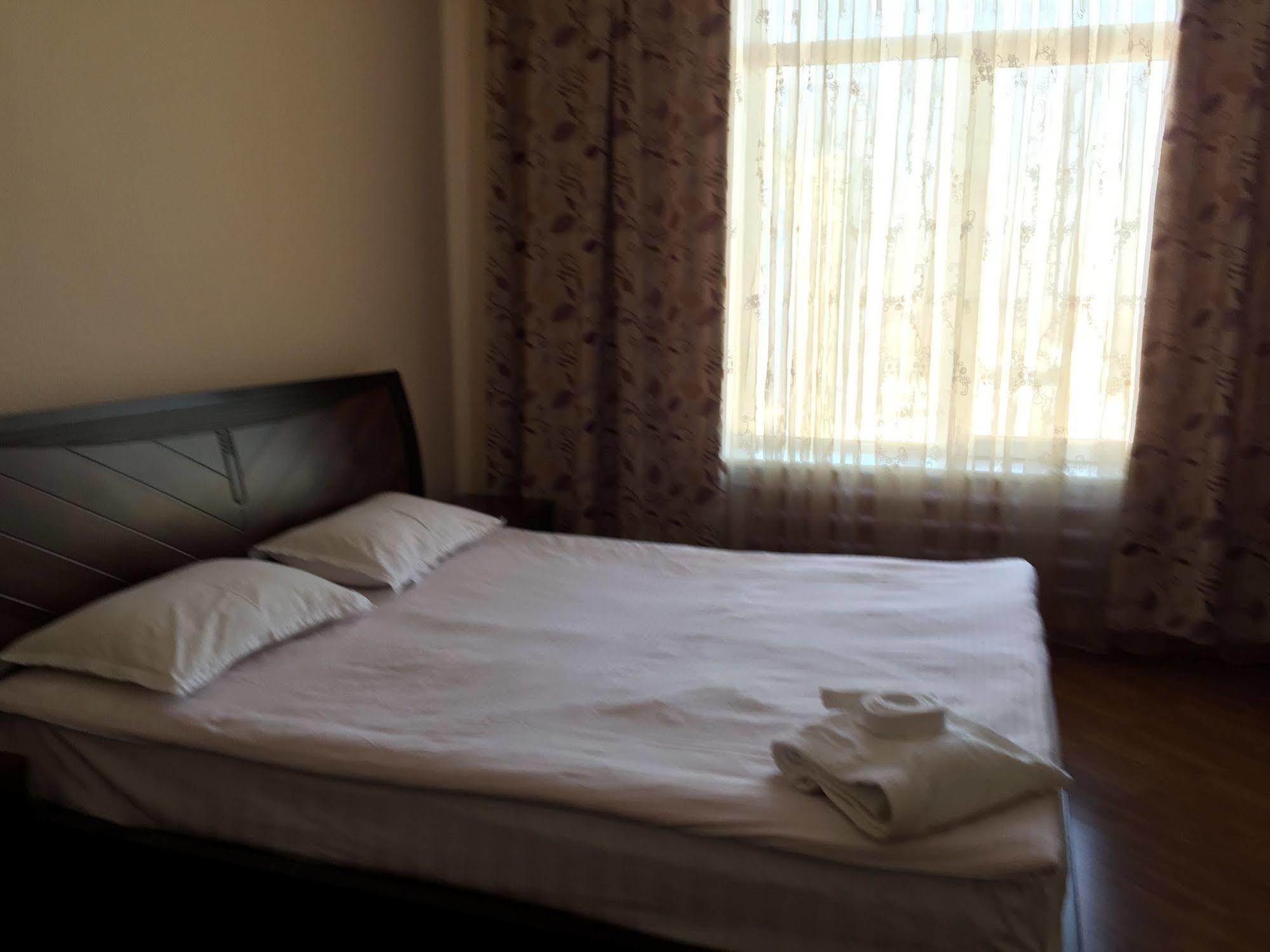 Rise Hotel Алматы Экстерьер фото
